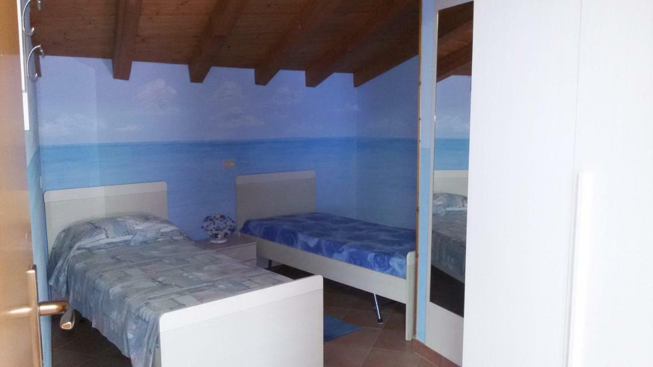 Mansarda Ariel Daire Limone sul Garda Dış mekan fotoğraf